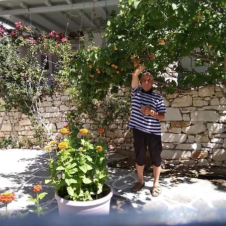 Kiki's Huge Balcony Dream Holiday home Chrisi Akti (Paros)